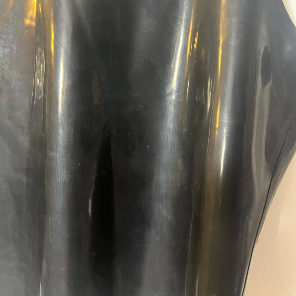 MIAOU  Jinx Latex Tank Top - Picture 7 of 8